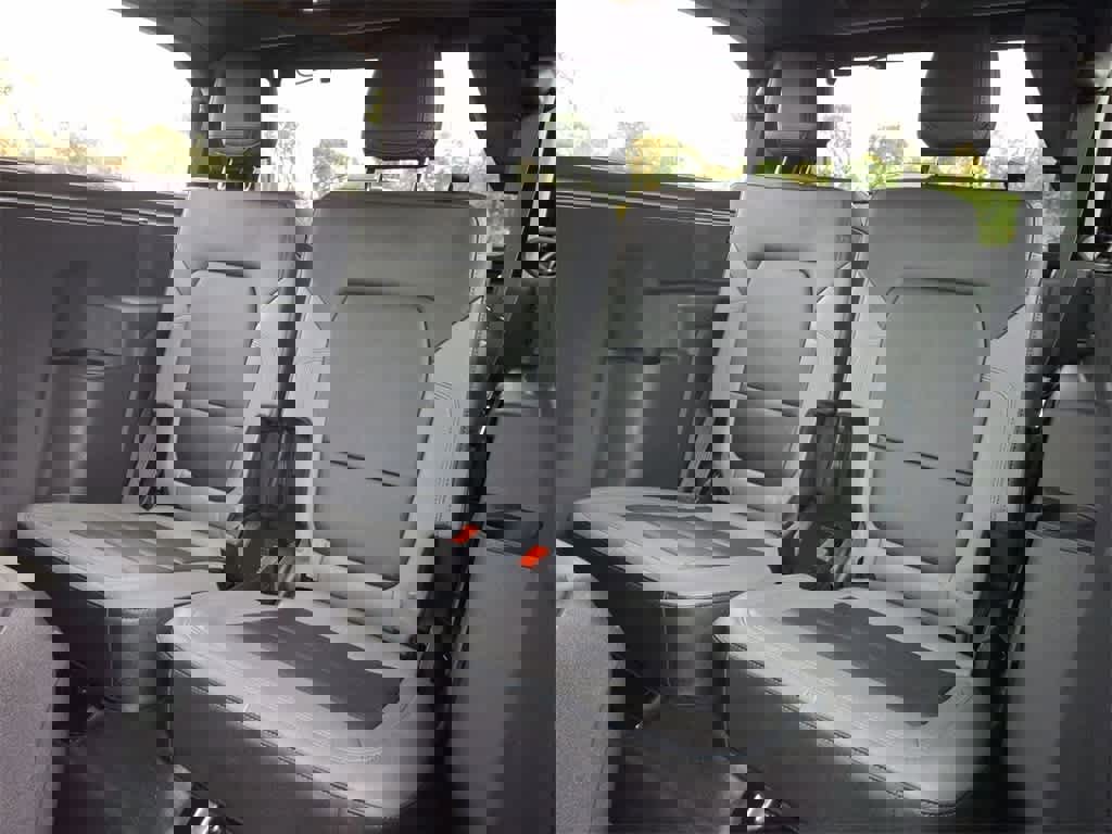 Certified 2021 Ford Bronco Black Diamond image 26