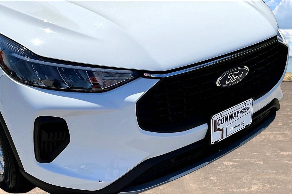 Certified 2023 Ford Escape Active AWD/4WD image 34