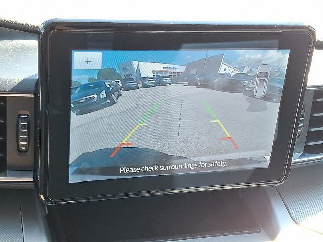 Certified 2022 Ford Explorer XLT w/ Equipment Group 202A image 21