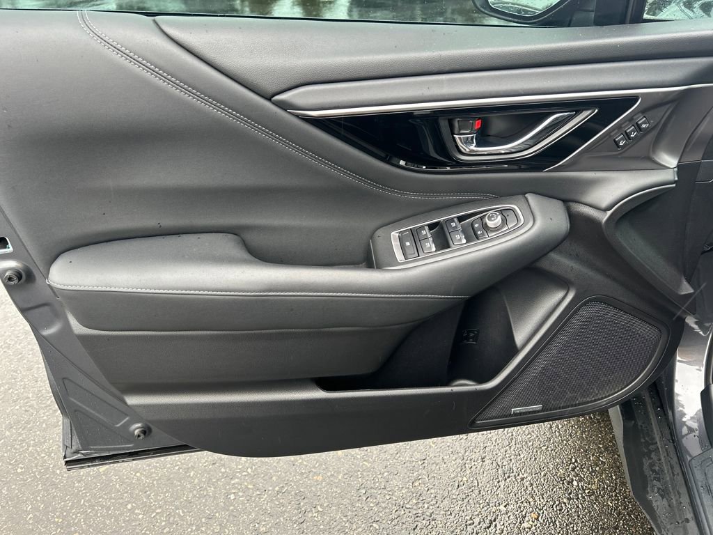 Used 2023 Subaru Outback Limited image 34