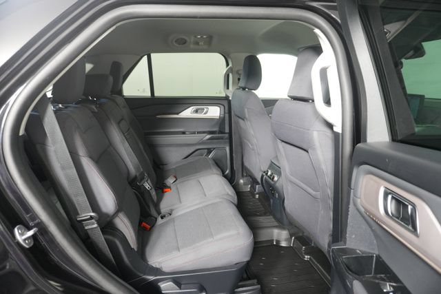 Certified 2025 Ford Explorer Active AWD/4WD image 27