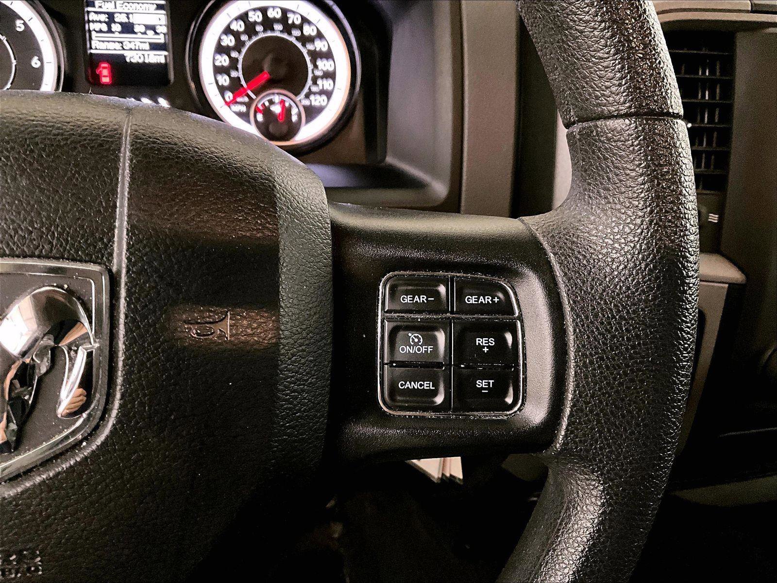 Used 2019 RAM 1500 Express AWD/4WD image 18