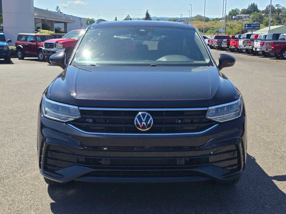 Used 2022 Volkswagen Tiguan SE R-Line AWD/4WD image 8
