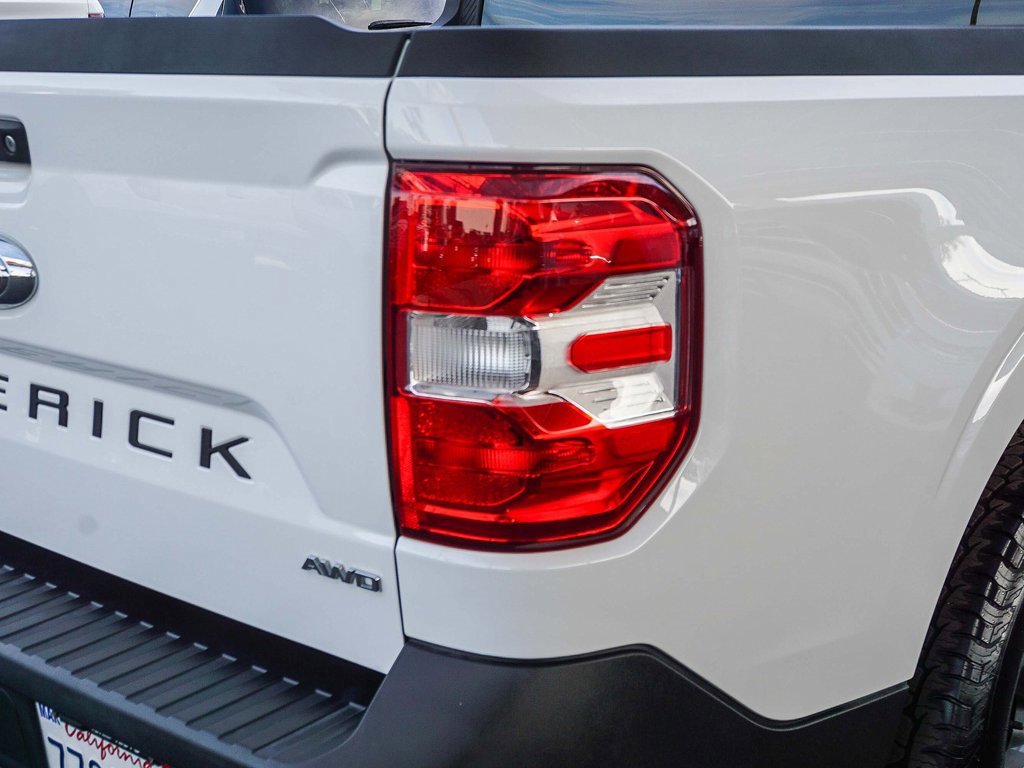 Certified 2022 Ford Maverick XLT w/ Equipment Group 300A Standard image 8