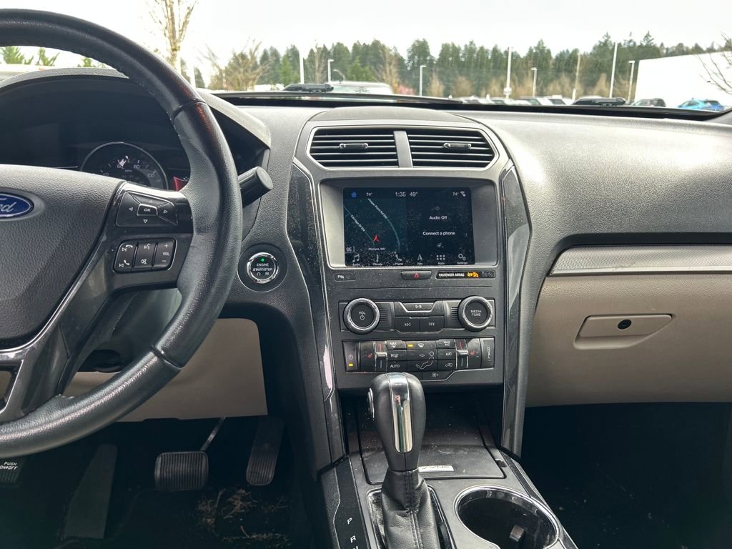 Certified 2019 Ford Explorer XLT w/ Equipment Group 202A image 26
