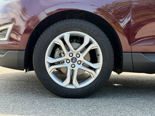 Certified 2018 Ford Edge Titanium w/ Technology Package FWD image 28