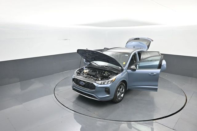 Certified 2023 Ford Escape ST-Line w/ Tech Pack #1 image 35