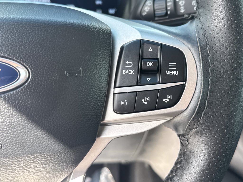 Certified 2025 Ford Explorer Active RWD image 17
