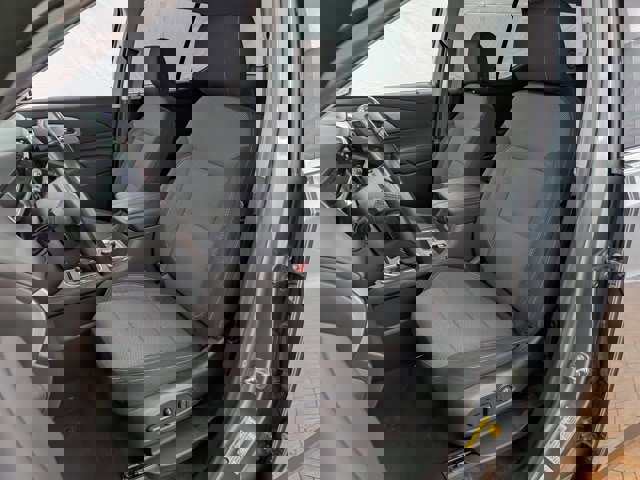 Used 2020 Chevrolet Traverse LT image 11