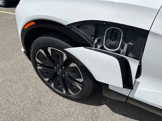 Used 2024 Chevrolet Blazer EV RS AWD/4WD image 9