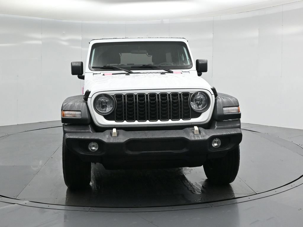 Used 2025 Jeep Wrangler Sport image 27