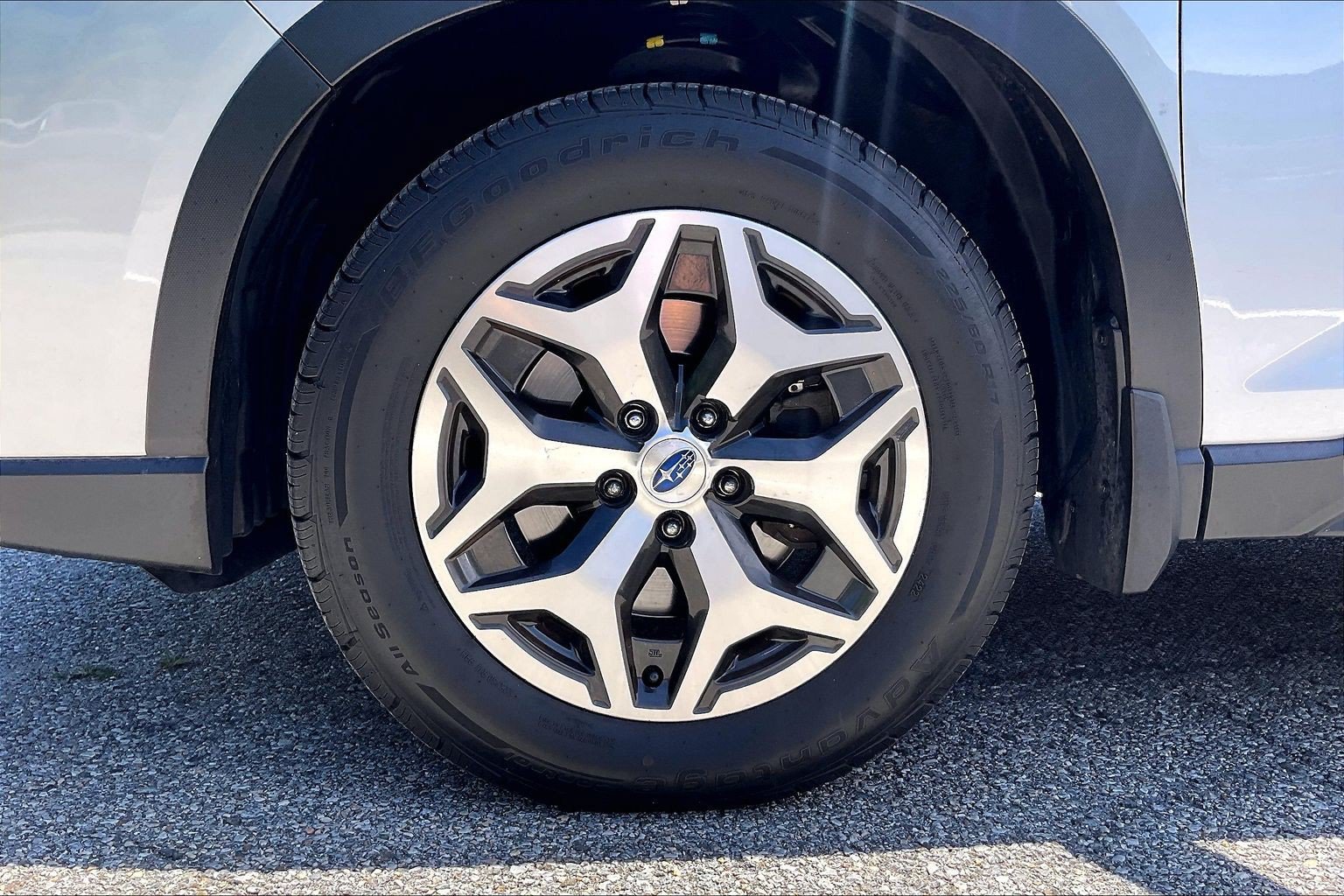 Used 2019 Subaru Forester Premium w/ All-Weather Package AWD/4WD image 9