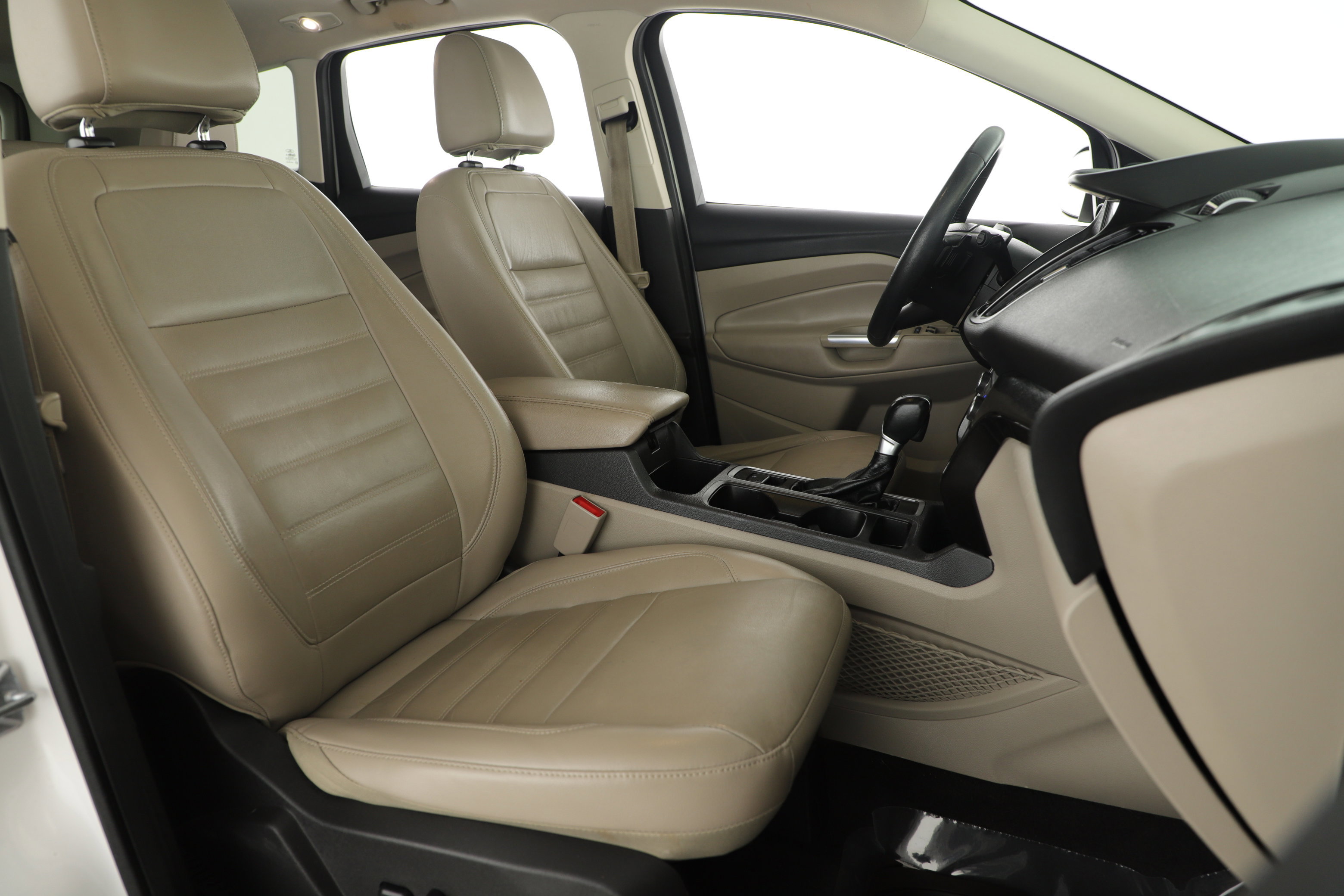 Certified 2017 Ford Escape Titanium w/ Equipment Group 301A image 22