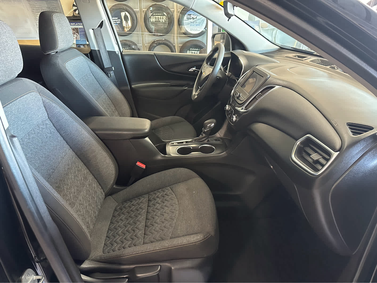 Used 2022 Chevrolet Equinox LT AWD/4WD image 41