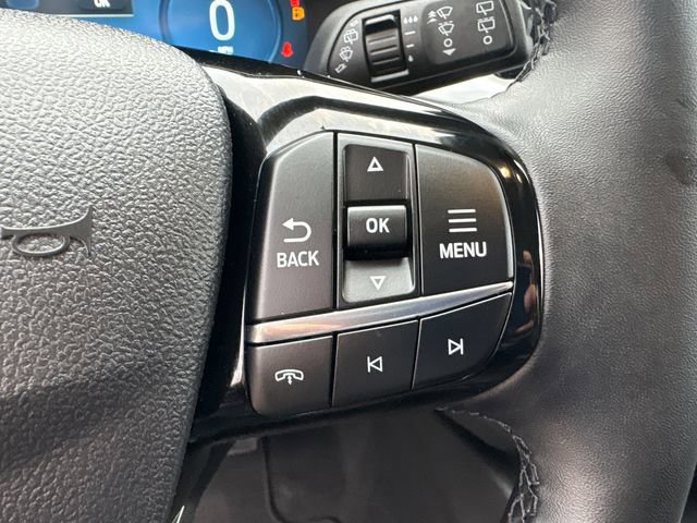 Certified 2025 Ford Escape Platinum image 24