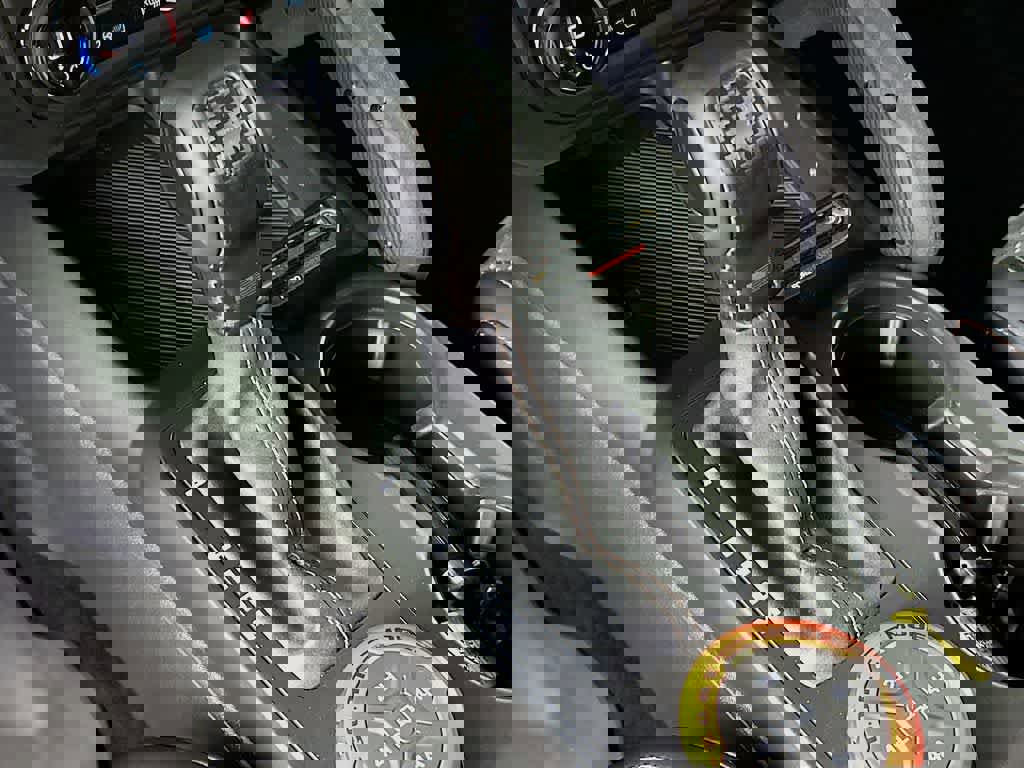 Certified 2025 Ford Bronco Raptor w/ Interior Carbon Fiber Pack image 22