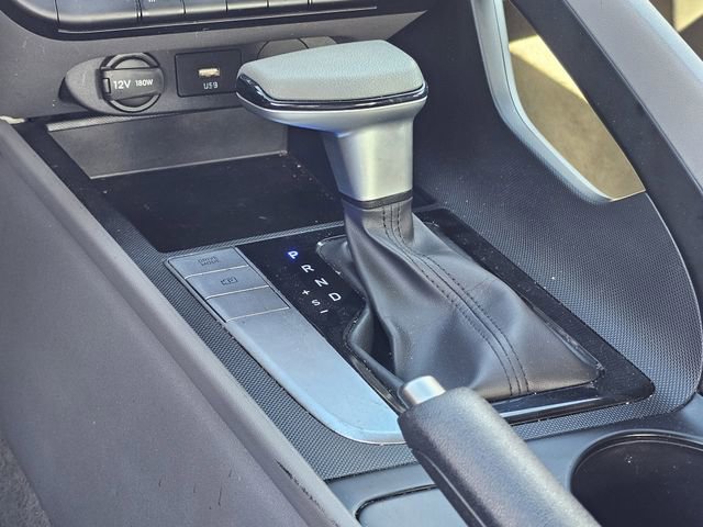 Used 2024 Hyundai Elantra SEL image 22