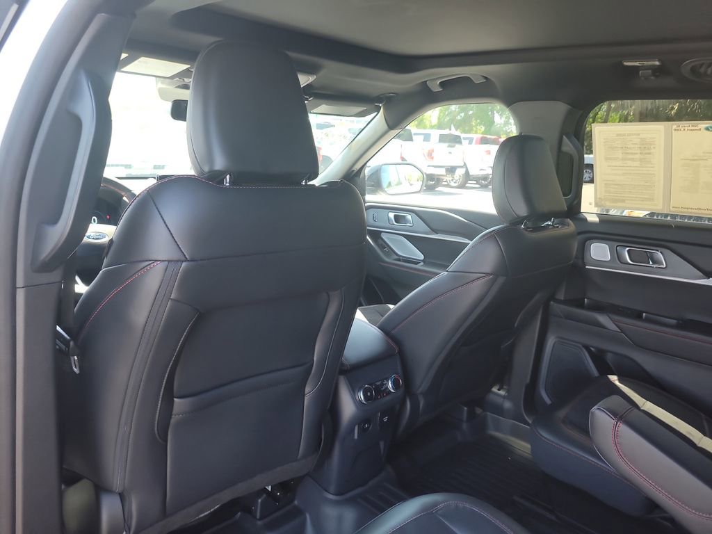 Certified 2025 Ford Explorer ST w/ Sun And Sound Package AWD/4WD image 11