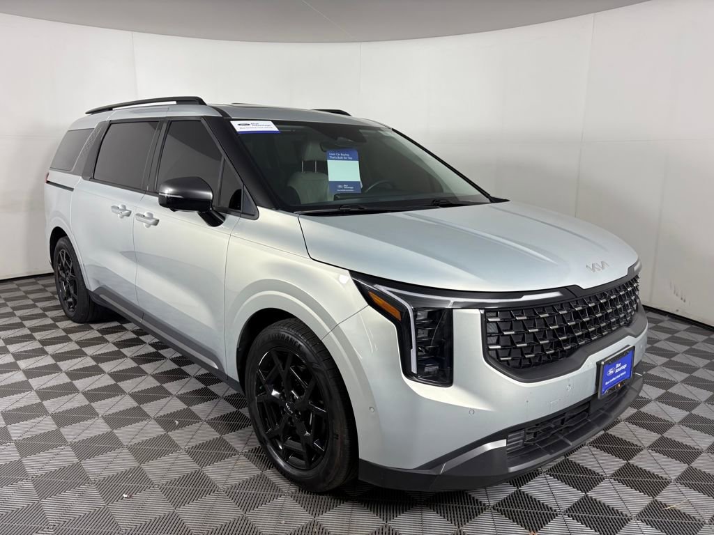 Used 2025 Kia Carnival SX image 7