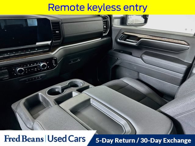 Used 2024 GMC Sierra 2500 SLE w/ SLE Value Package; AWD/4WD image 29