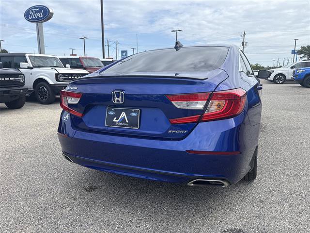 Used 2022 Honda Accord Sport image 11