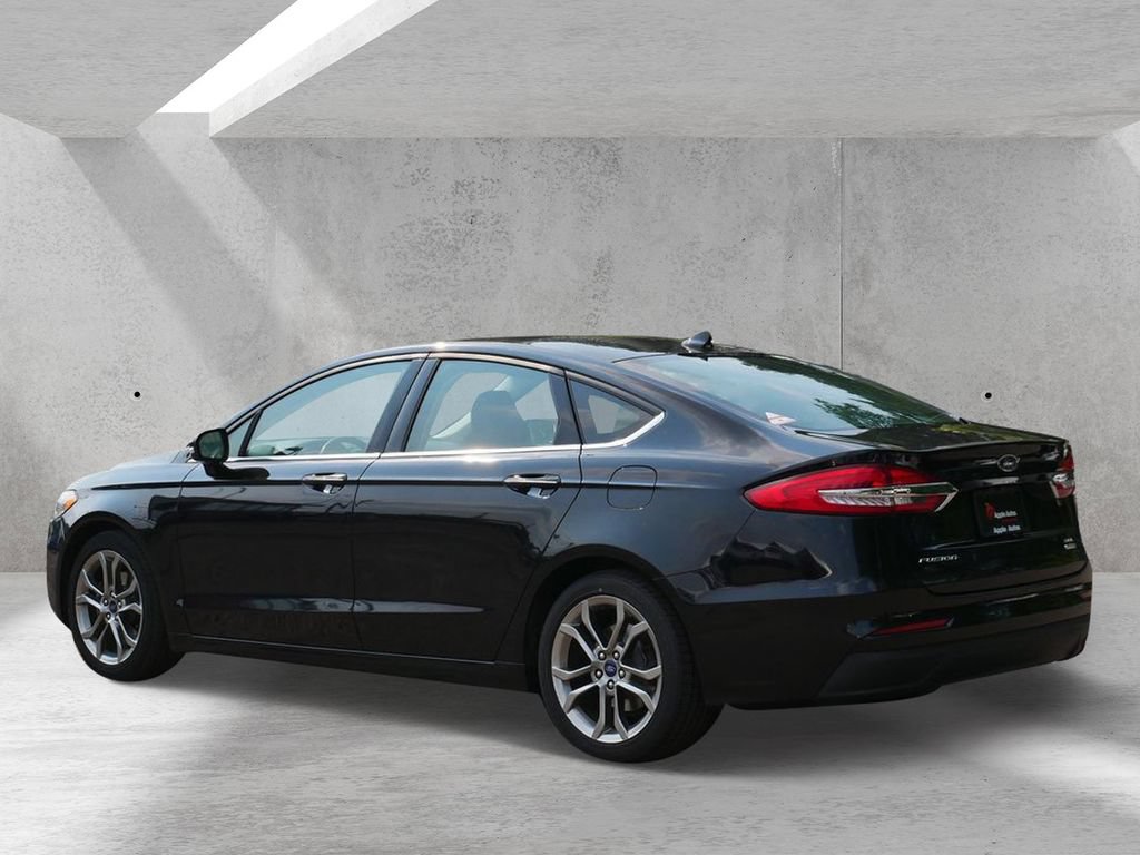 Certified 2020 Ford Fusion SEL FWD image 4