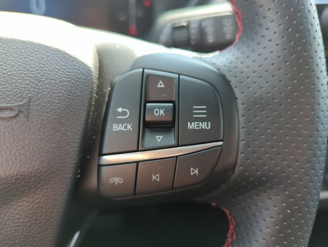 Certified 2025 Ford Escape ST-Line AWD/4WD image 35