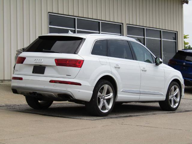 Used 2019 Audi Q7 3.0T Prestige AWD/4WD image 3