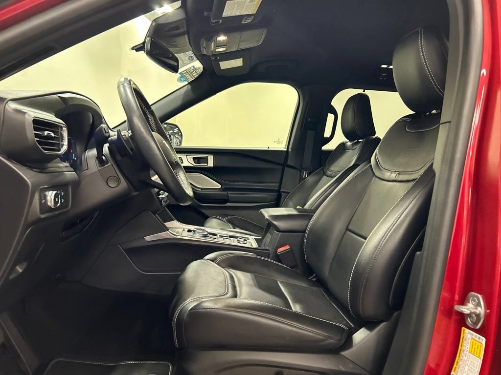 Certified 2020 Ford Explorer ST w/ ST Street Pack AWD/4WD image 11