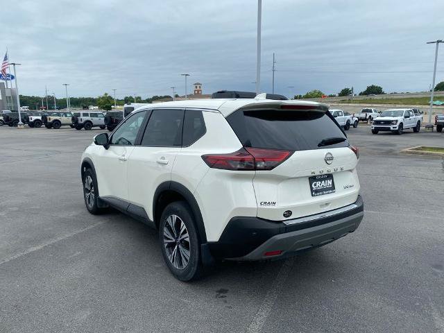 Used 2023 Nissan Rogue SV AWD/4WD image 4