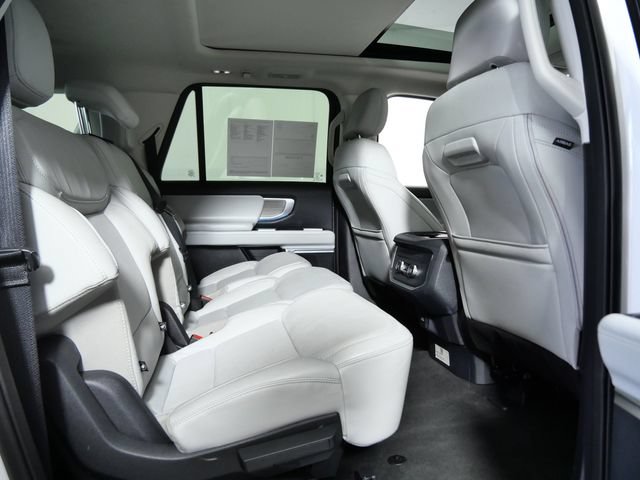 Certified 2025 Ford Expedition Max Platinum AWD/4WD image 13