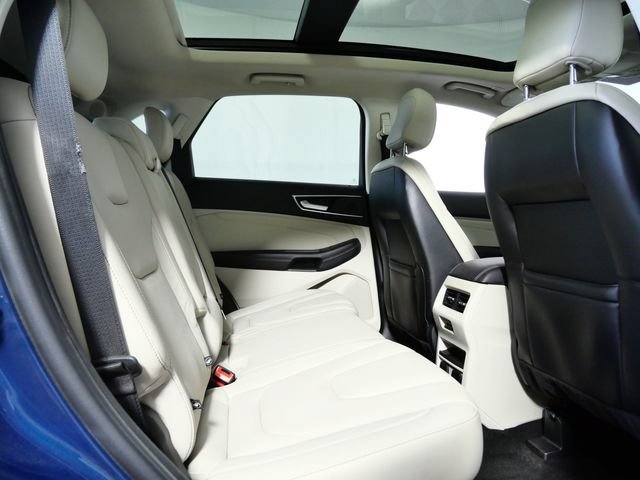 Certified 2020 Ford Edge Titanium w/ Equipment Group 301A AWD/4WD image 12