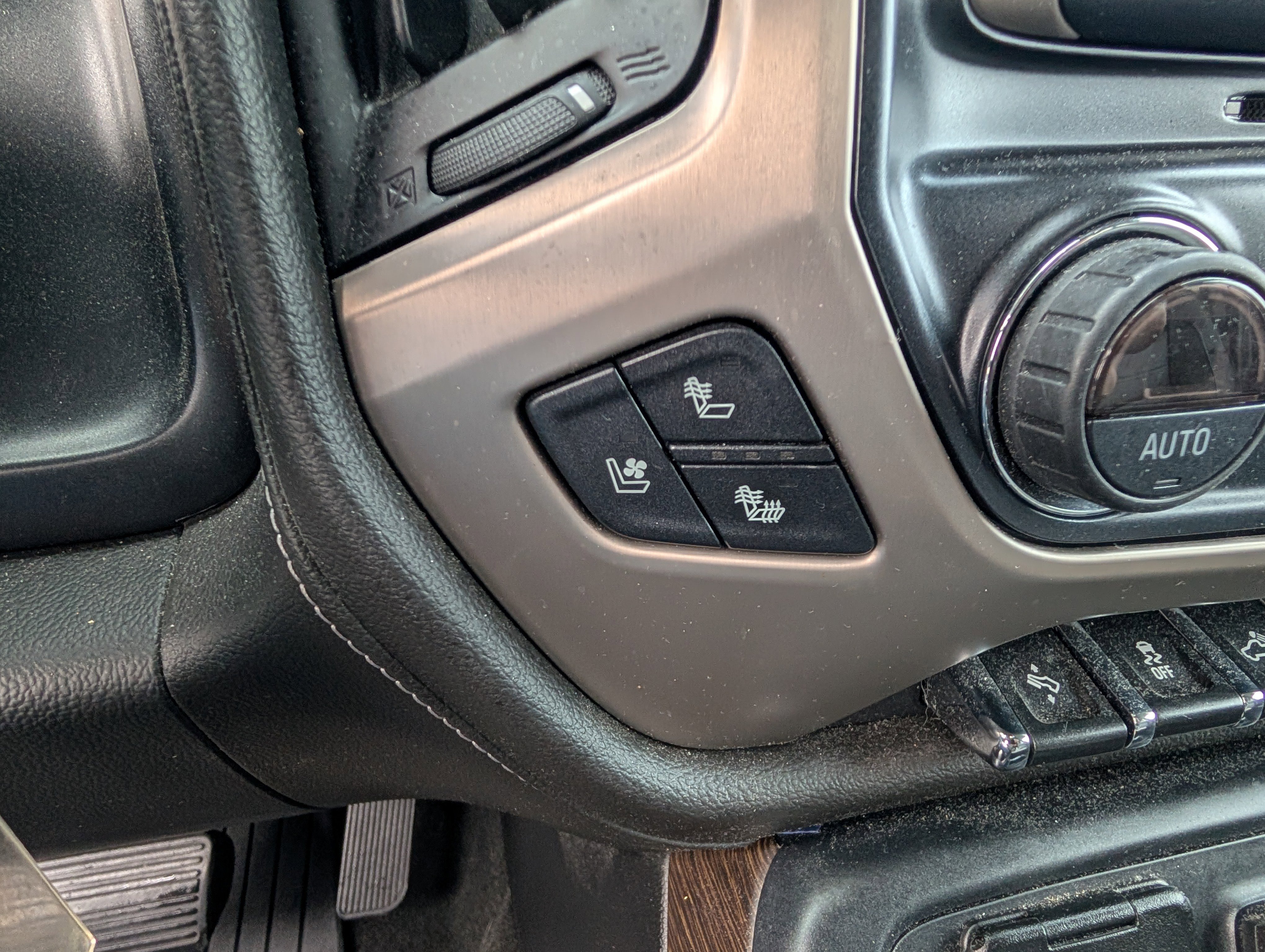 Used 2018 GMC Sierra 1500 Denali w/ Denali Ultimate Package image 24