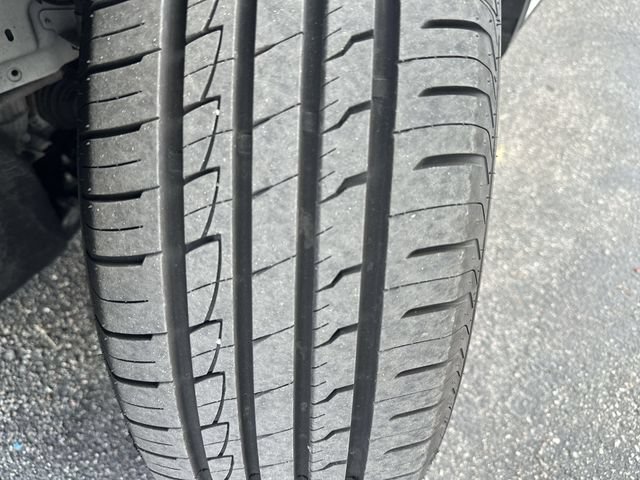 Certified 2022 Ford Escape SEL FWD image 11