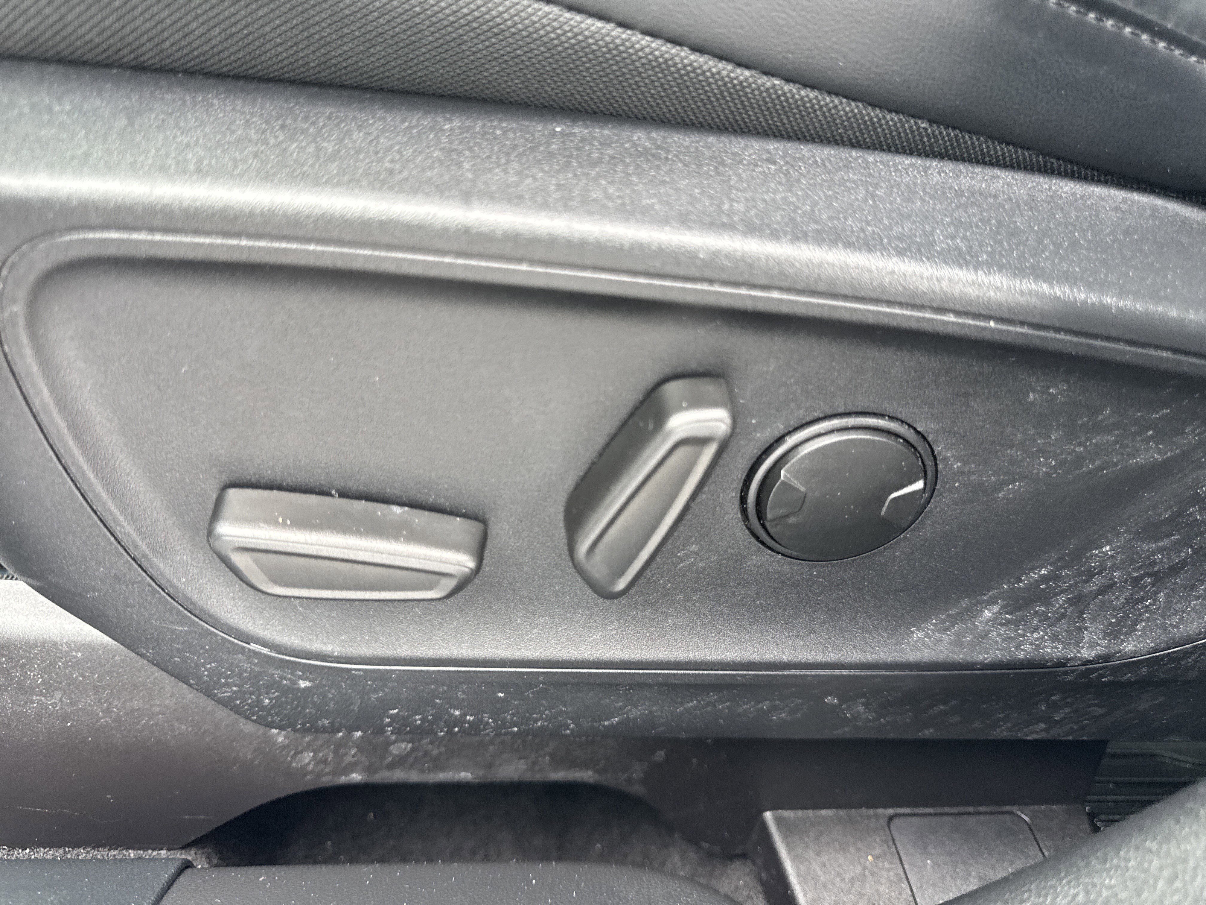 Certified 2025 Ford Escape ST-Line w/ Tech Pack #1 FWD image 11