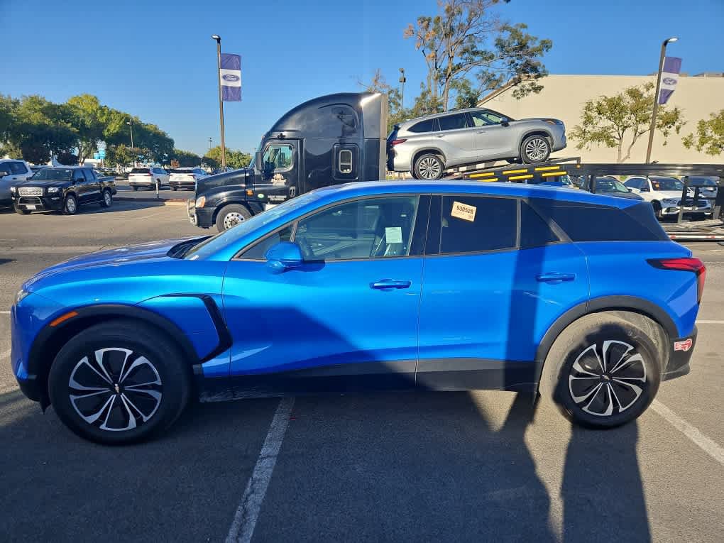 Used 2024 Chevrolet Blazer EV LT AWD/4WD image 4