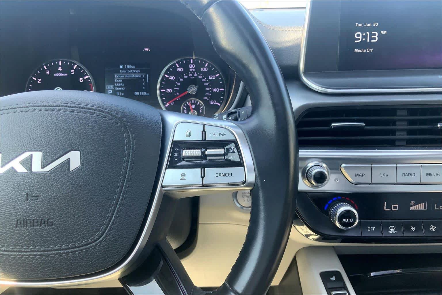 Used 2022 Kia Telluride S FWD image 24