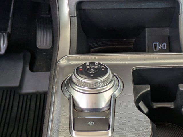 Certified 2022 Ford Edge SEL w/ Convenience Package AWD/4WD image 16