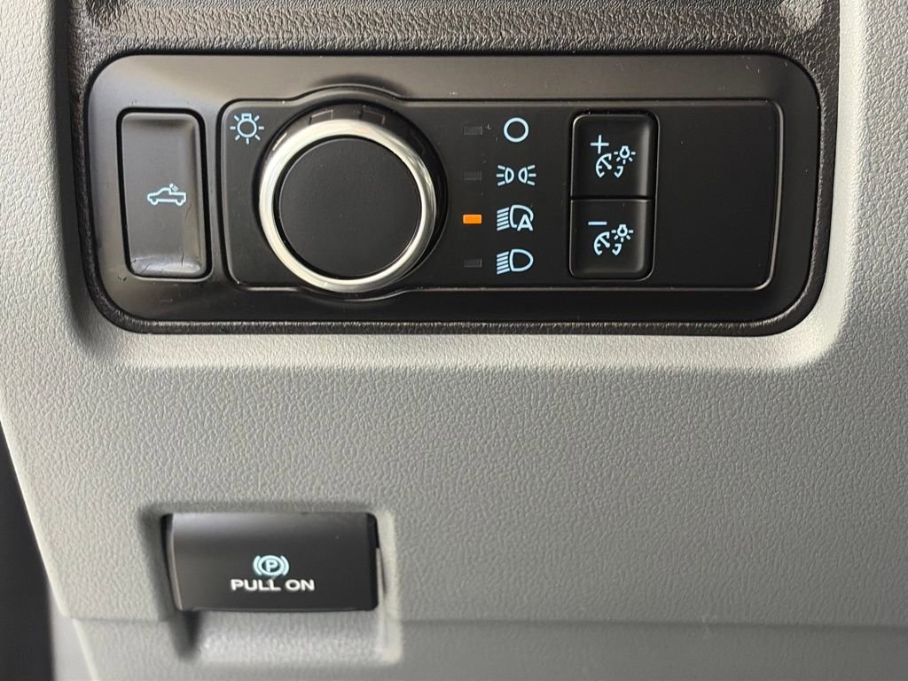 Certified 2025 Ford F350 XL w/ Snow Plow Prep Package image 22