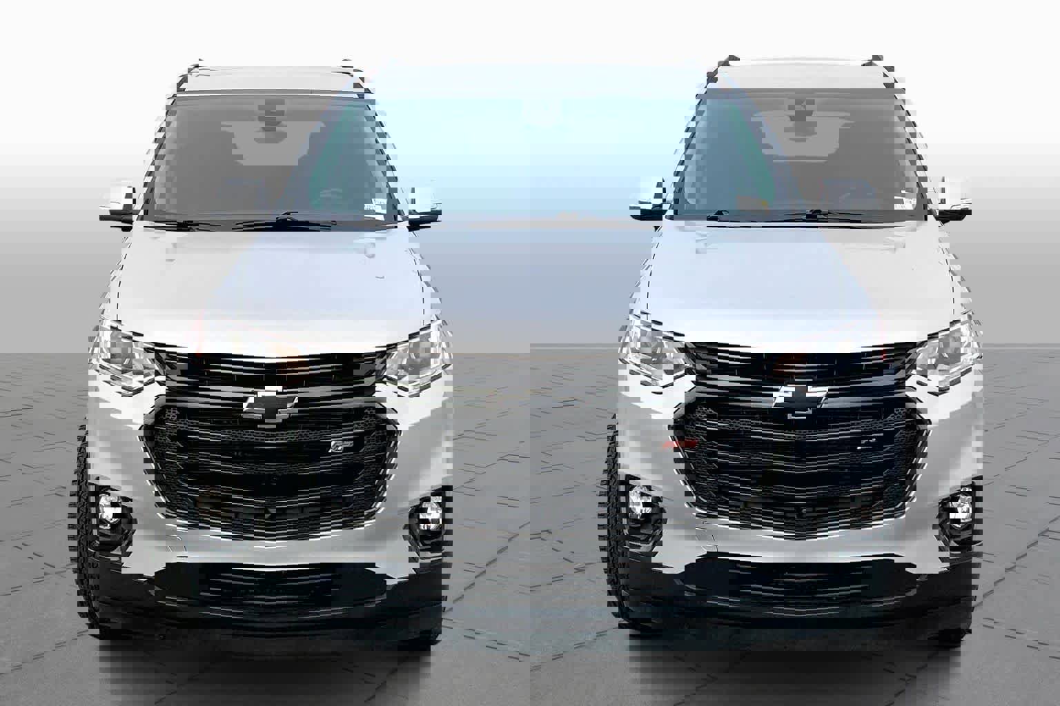 Used 2021 Chevrolet Traverse RS image 3