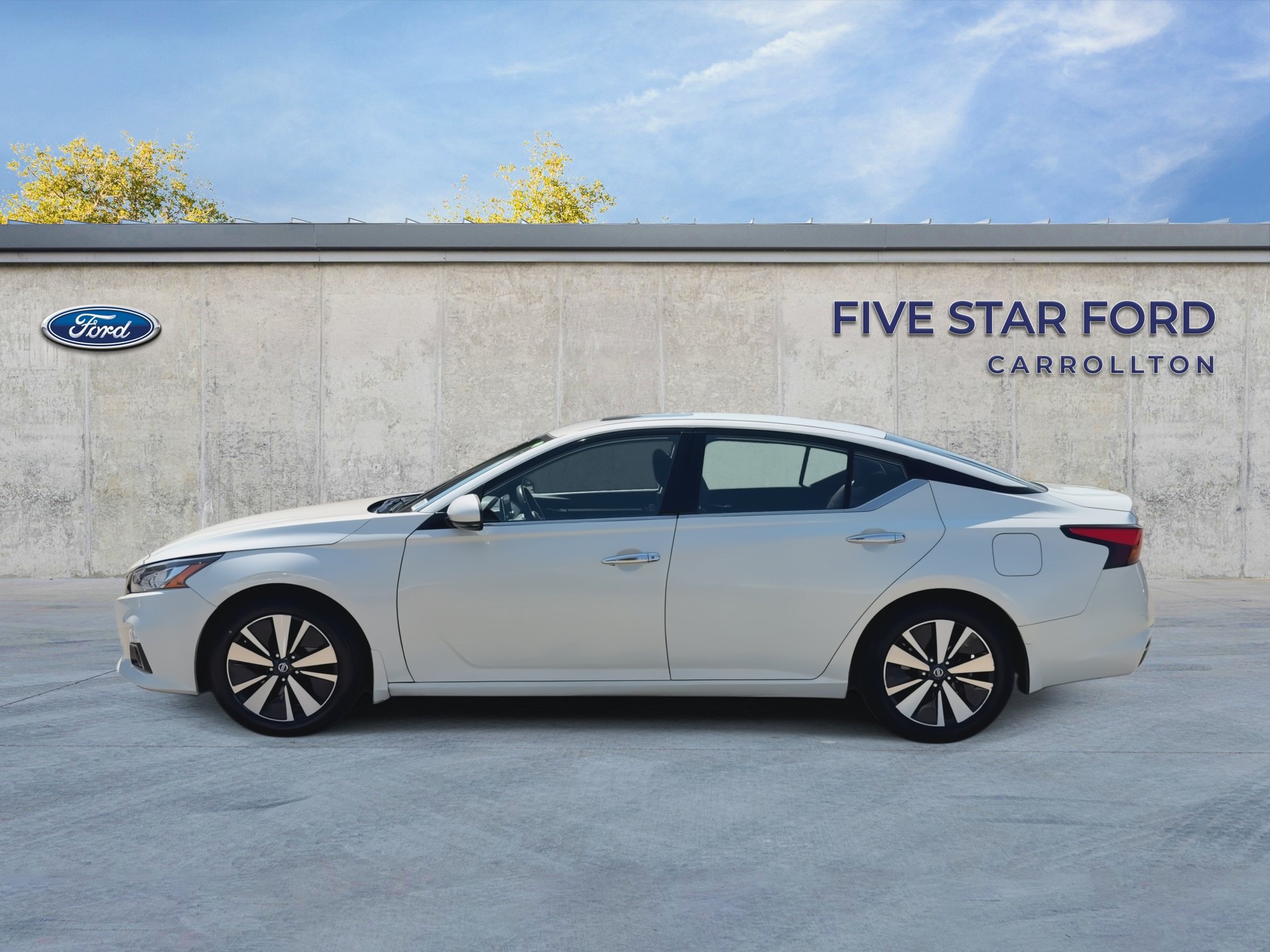 Used 2020 Nissan Altima 2.5 SV FWD image 5
