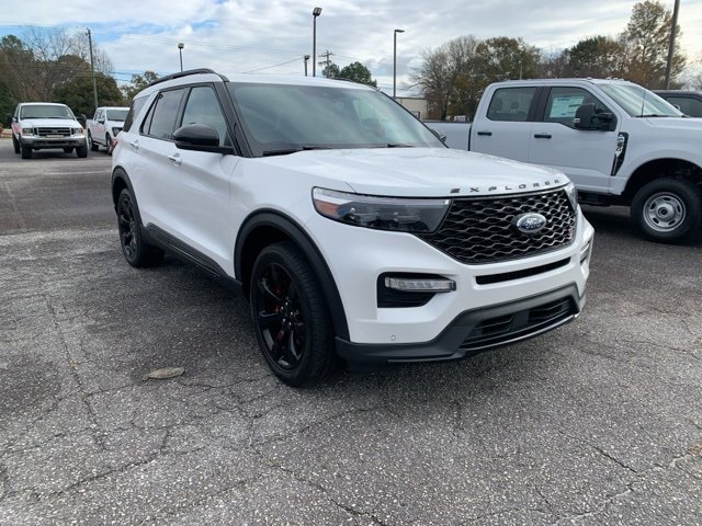 Certified 2024 Ford Explorer ST w/ Equipment Group 401A image 8