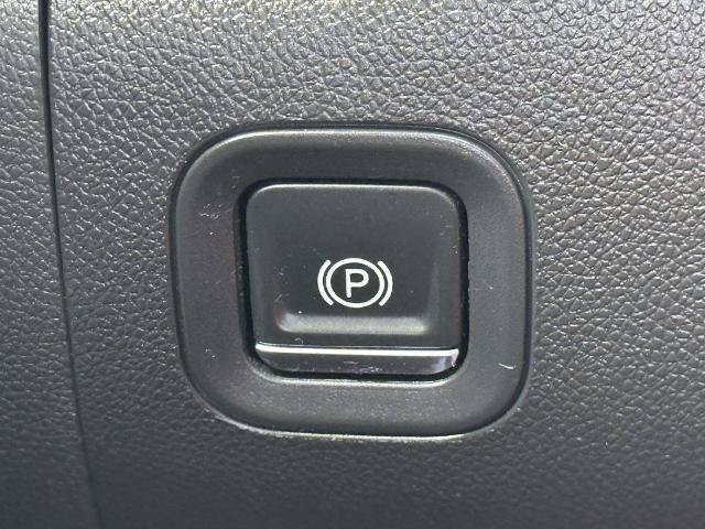 Used 2020 Chevrolet Silverado 1500 LT AWD/4WD image 18