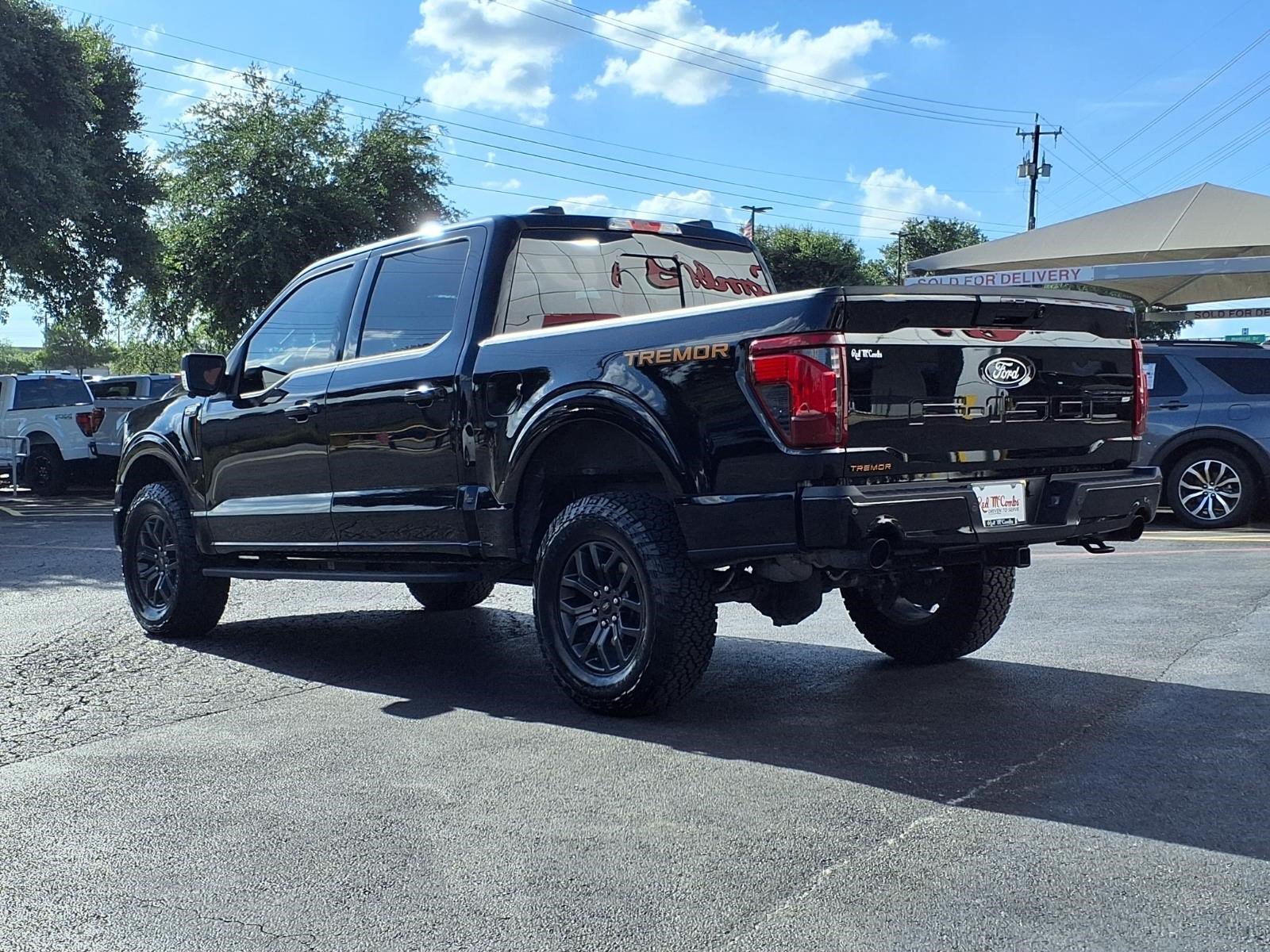 Certified 2025 Ford F150 Tremor AWD/4WD image 8