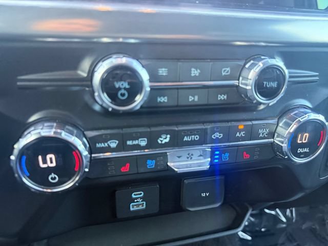 Certified 2021 Ford F150 Lariat w/ FX4 Off-Road Package AWD/4WD image 7