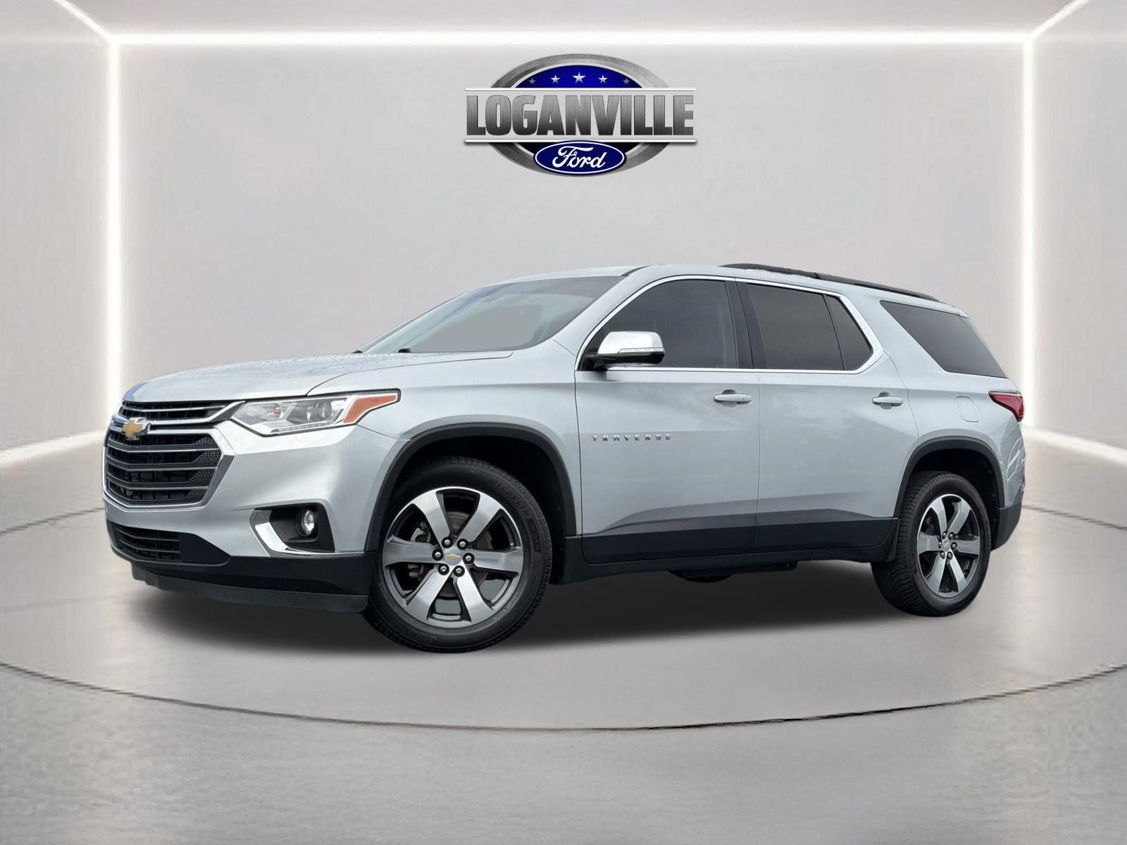 Used 2019 Chevrolet Traverse LT w/ LT Premium Package FWD image 1