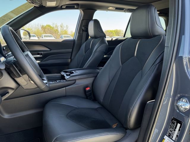 Used 2026 Toyota Grand Highlander MAX Platinum image 27