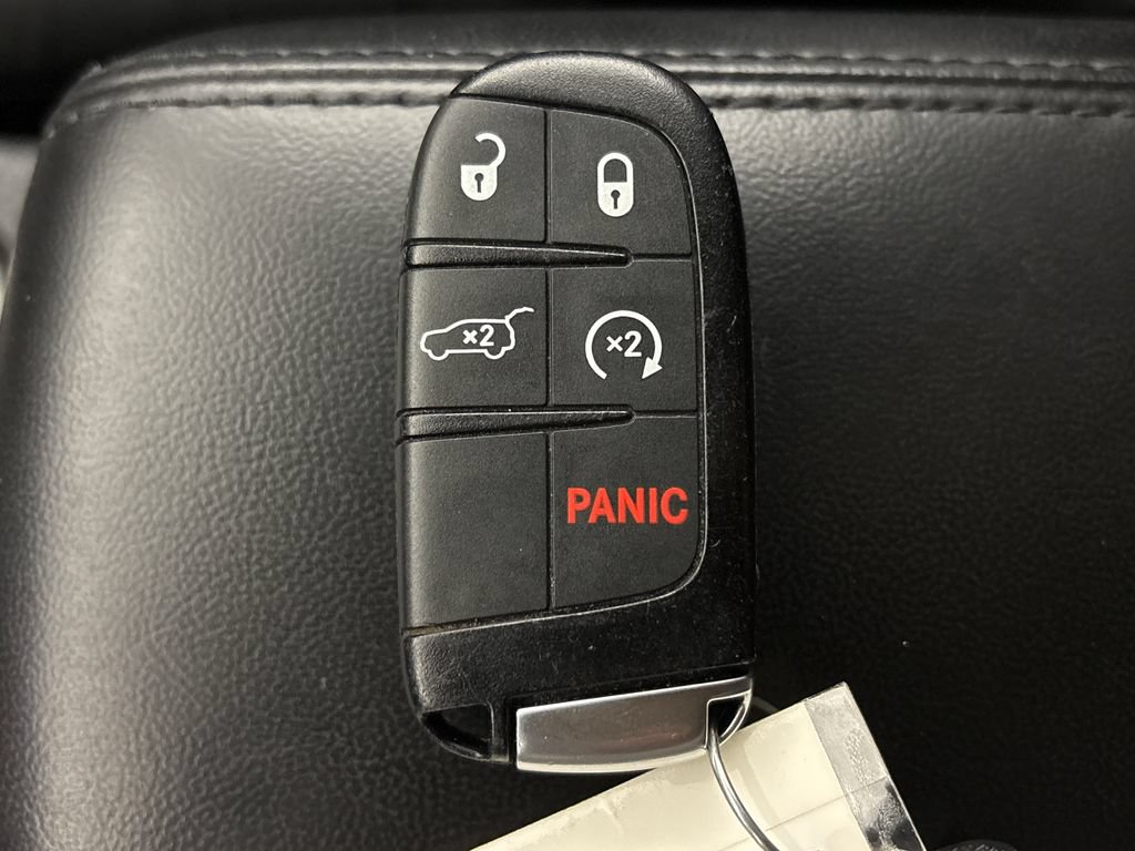 Used 2020 Jeep Grand Cherokee Altitude AWD/4WD image 33