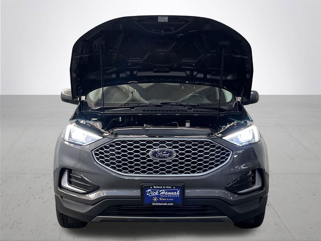 Certified 2024 Ford Edge SEL AWD/4WD image 5