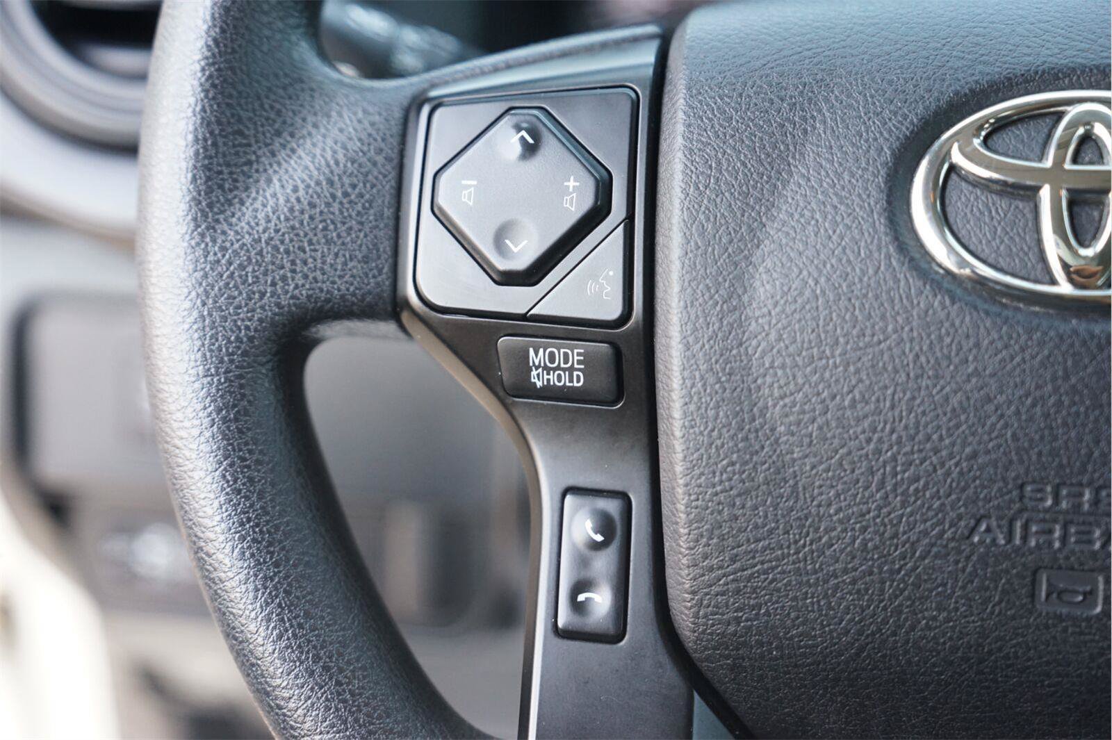 Used 2022 Toyota Tacoma SR AWD/4WD image 22